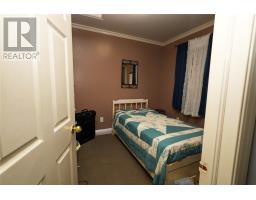 14 Webster Place thumbnail 16