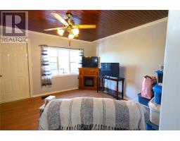 14 Webster Place thumbnail 6