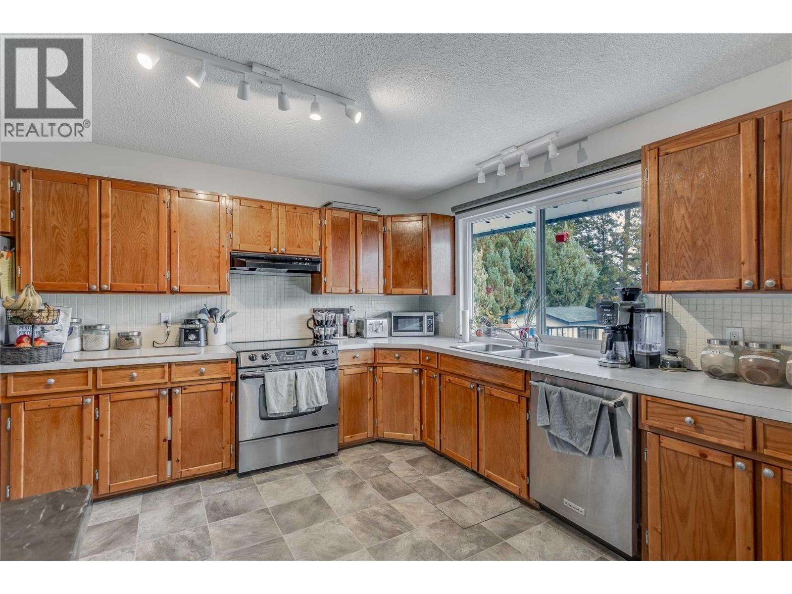  3341 Webber Road, West Kelowna
