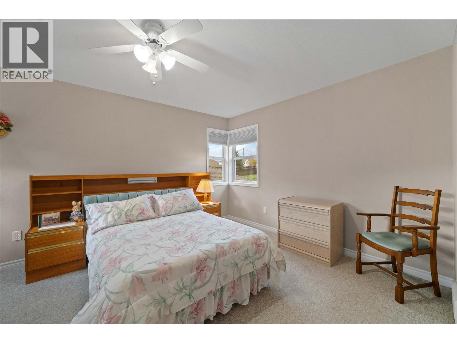 #10 51 8 Avenue SW - 21