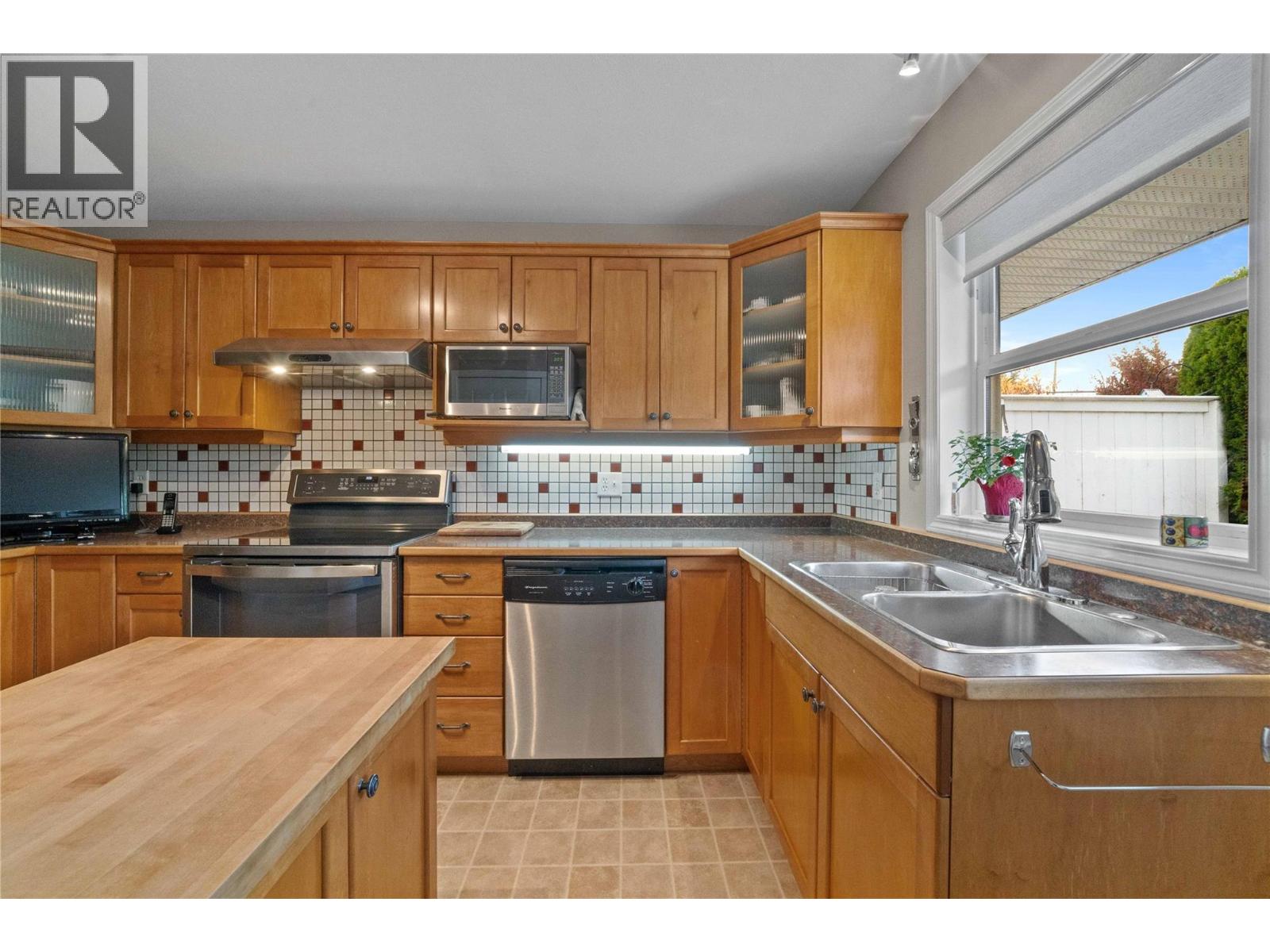 #10 51 8 Avenue SW - Image 10