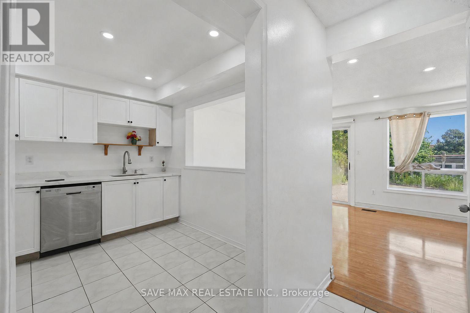 39 CARUSO DRIVE, Brampton (Fletcher's West) — photo 5
