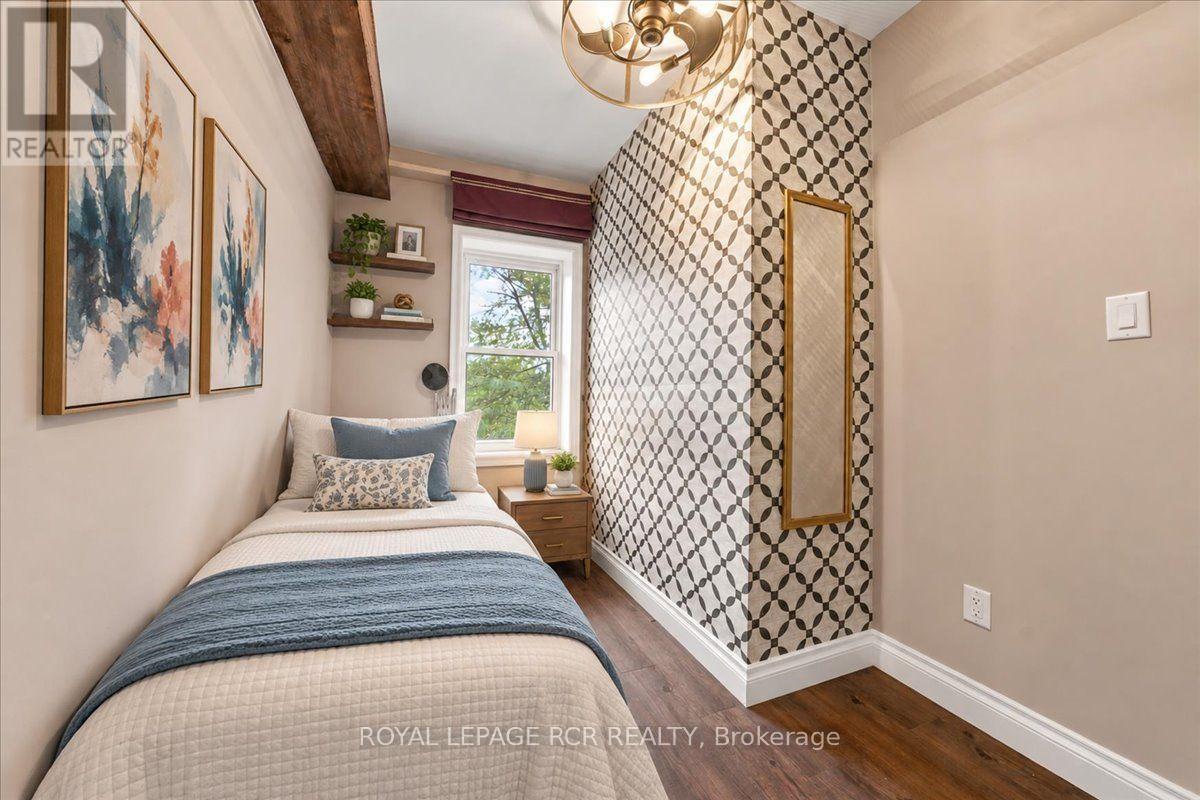 964 SHAW STREET - Image 25