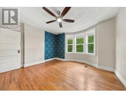 964 Shaw Street, Toronto, ON M6G3M7 Photo 22