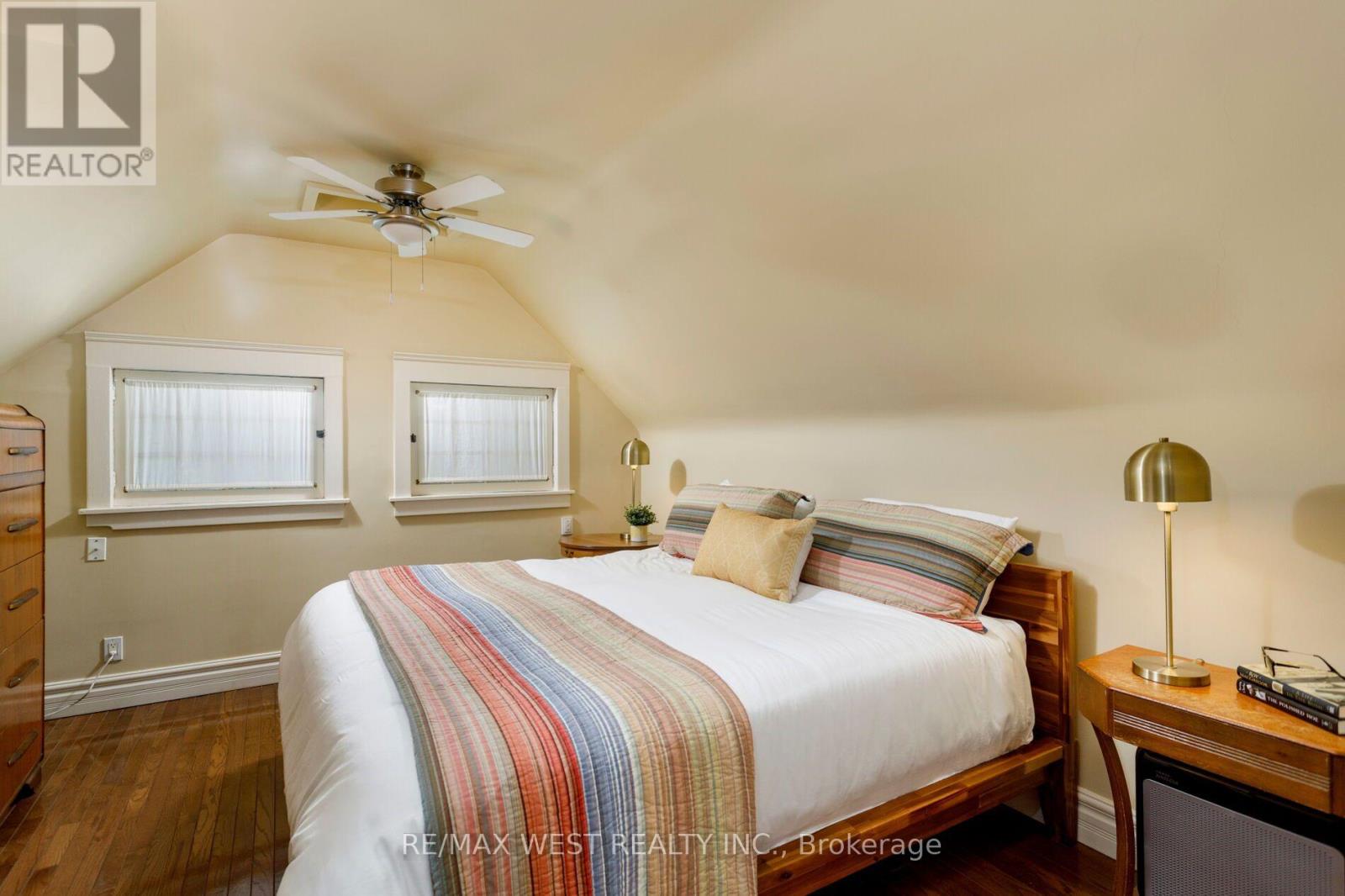 499 PARKSIDE DRIVE - Image 28