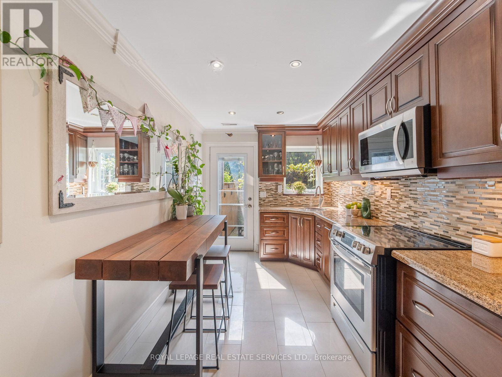 179 HALLAM STREET - Image 13