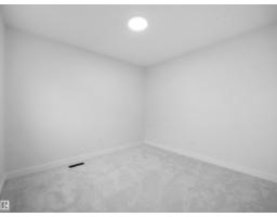 6096 Mill Woods Rd Nw, Edmonton, AB T6L1N5 Photo 22