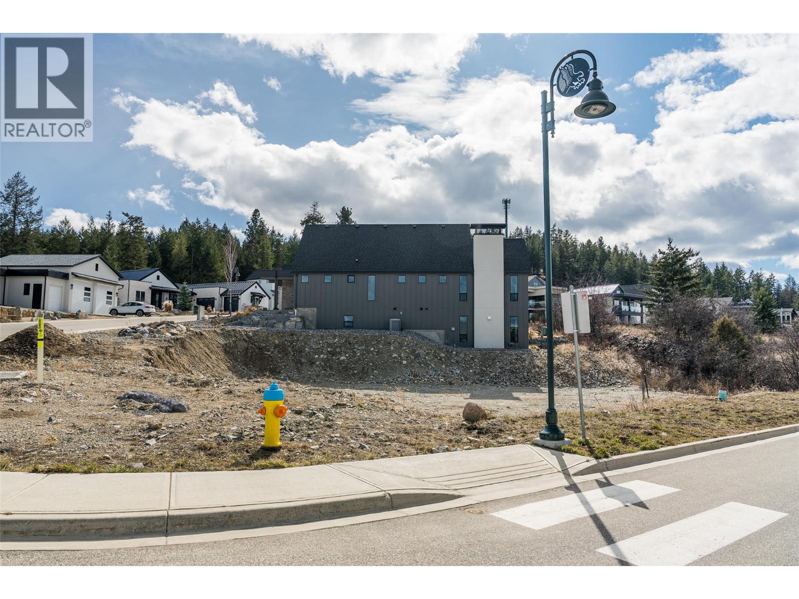  201 Diamond Way, Vernon