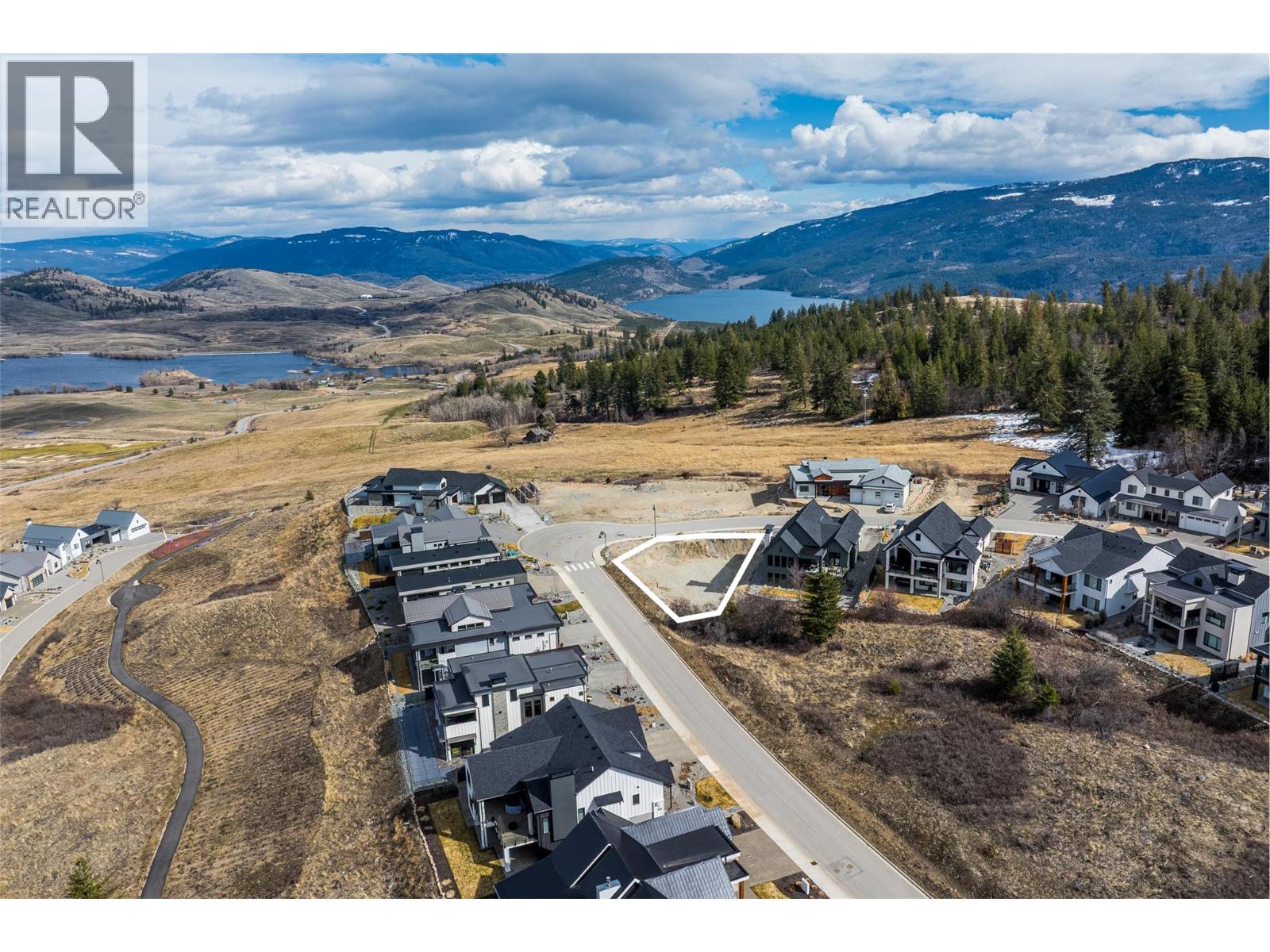  201 Diamond Way, Vernon