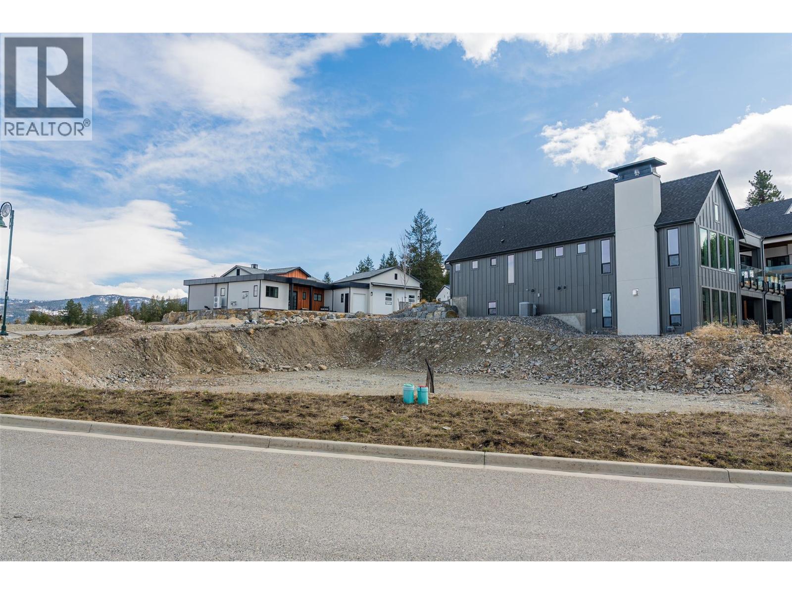  201 Diamond Way, Vernon