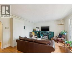 3pc Bathroom - 2128 17 Avenue Sw, Calgary, AB T2T0G3 Photo 7
