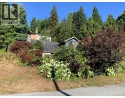 1936 Clarke Street, Port Moody, BC V3H1X9 Photo 16