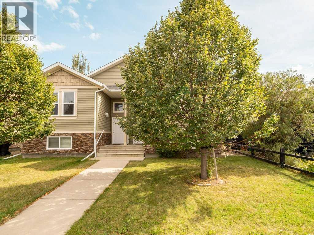 Property for sale at 20 Mt Sundance Road W
