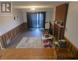 36 Mount Pleasant Drive, Brampton, ON L6Z1K2 Photo 10