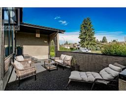 131 Cedarpark Drive SW - photo 2