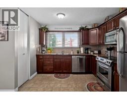 131 Cedarpark Drive SW - photo 13