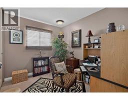 131 Cedarpark Drive SW - photo 18