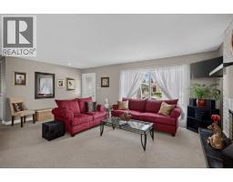 131 Cedarpark Drive SW - photo 6