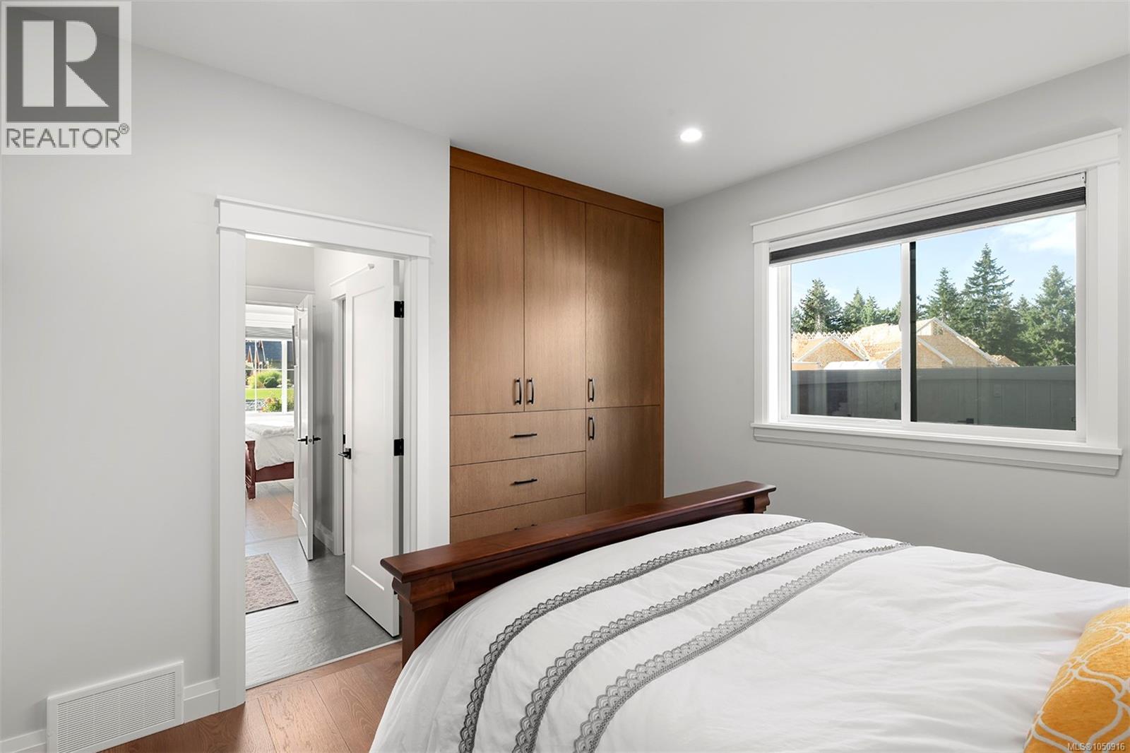 3263 Winchester Ave - Image 24
