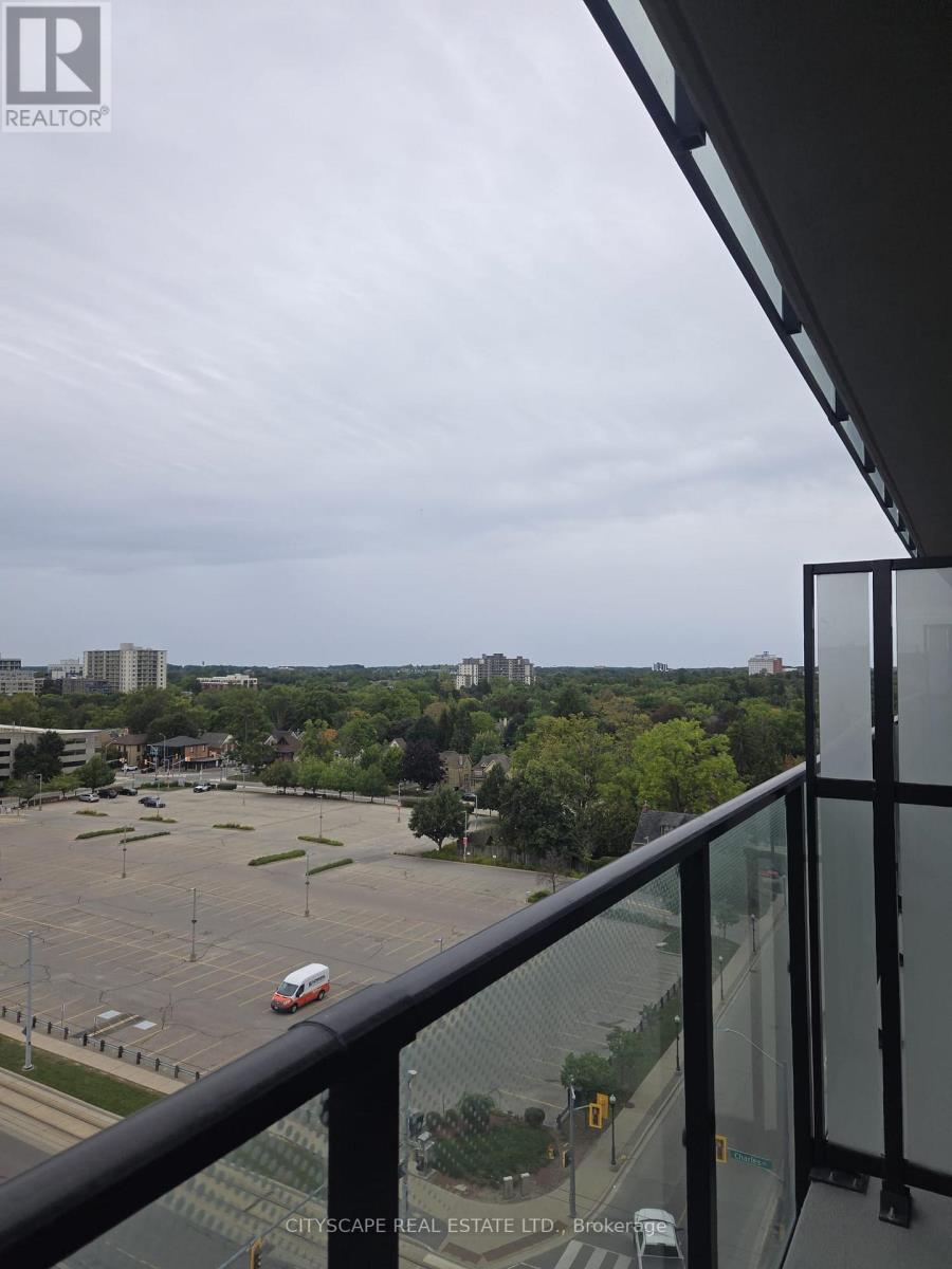 30 Francis Street South — photo 11