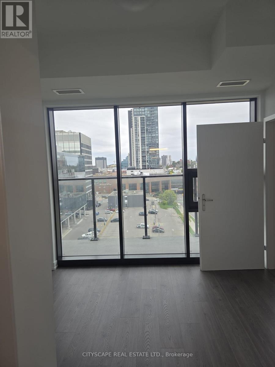 30 Francis Street South — photo 8