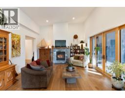 2077 Uplands Road, Revelstoke, BC V0E2S1 Photo 12