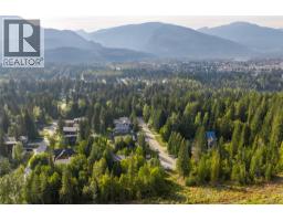 2077 Uplands Road, Revelstoke, BC V0E2S1 Photo 40