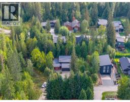 2077 Uplands Road, Revelstoke, BC V0E2S1 Photo 42