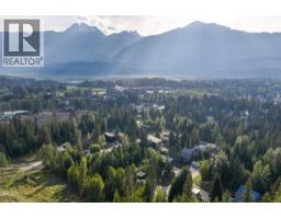 2077 Uplands Road, Revelstoke, BC V0E2S1 Photo 41
