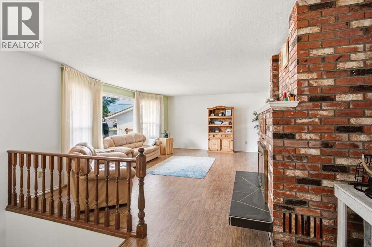  2555 Grenfell Road, Kelowna
