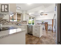 2555 Grenfell Road, Kelowna, BC V1Y3C9 Photo 19