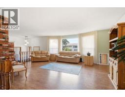 2555 Grenfell Road, Kelowna, BC V1Y3C9 Photo 22