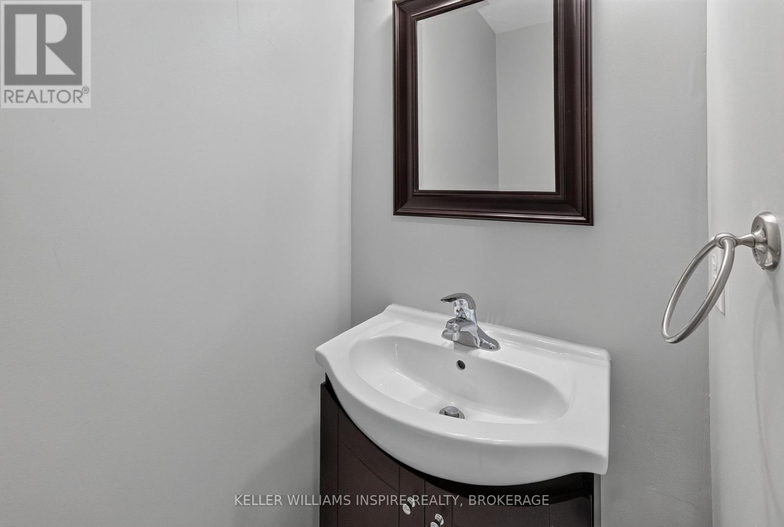 1004 OLD COLONY ROAD - Image 21