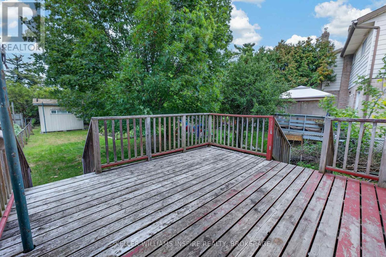 1004 OLD COLONY ROAD - Image 25