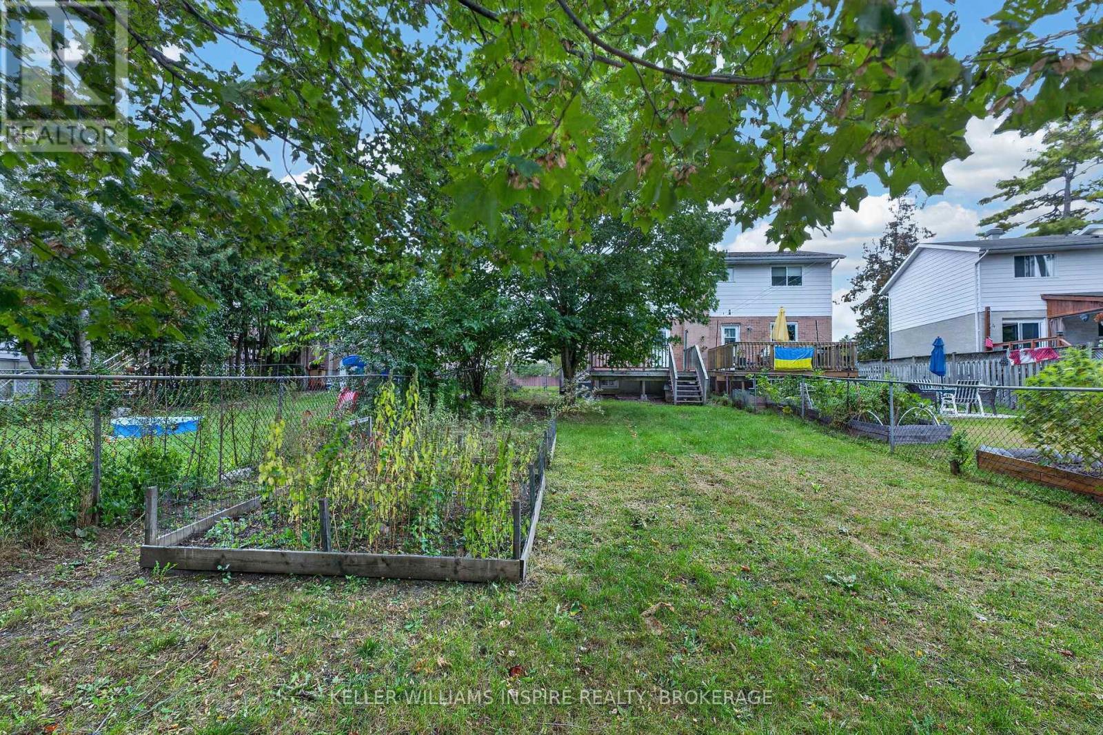 1004 OLD COLONY ROAD - Image 28