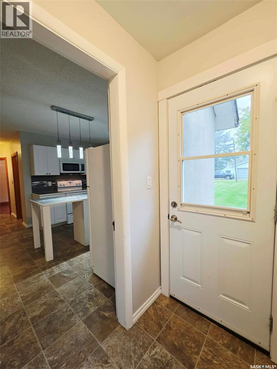 310 Parks STREET, Whitewood — photo 4
