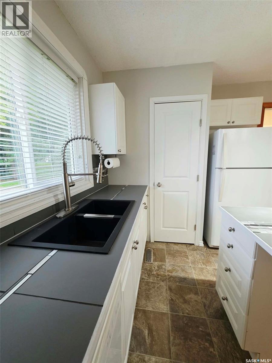 310 Parks STREET, Whitewood — photo 8
