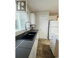 Bedroom - 310 Parks Street, Whitewood, SK S0G5C0 Photo 8