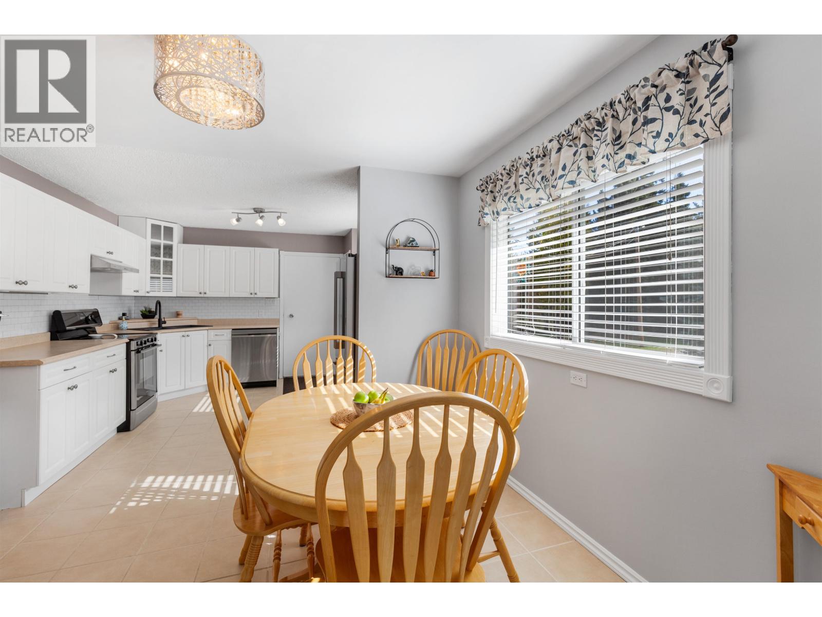 14500 N KELLY ROAD - 15