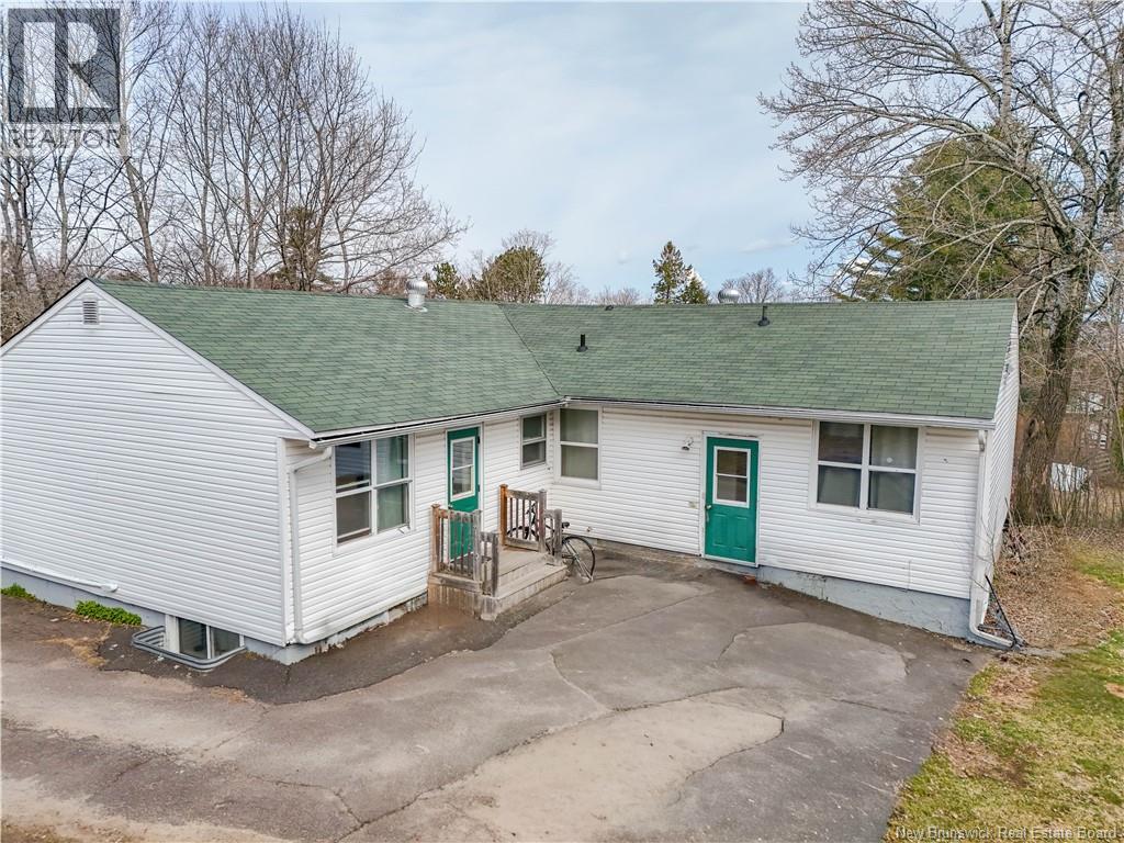 774 Reid Street, Fredericton, New Brunswick, E3B3V9, Fredericton, New Brunswick — photo 2 of 5
