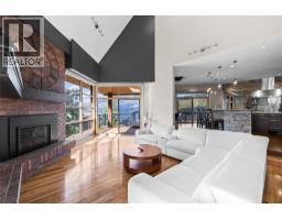 Full bathroom - 14124 Moberly Road, Lake Country, BC V1V1A6 Photo 6