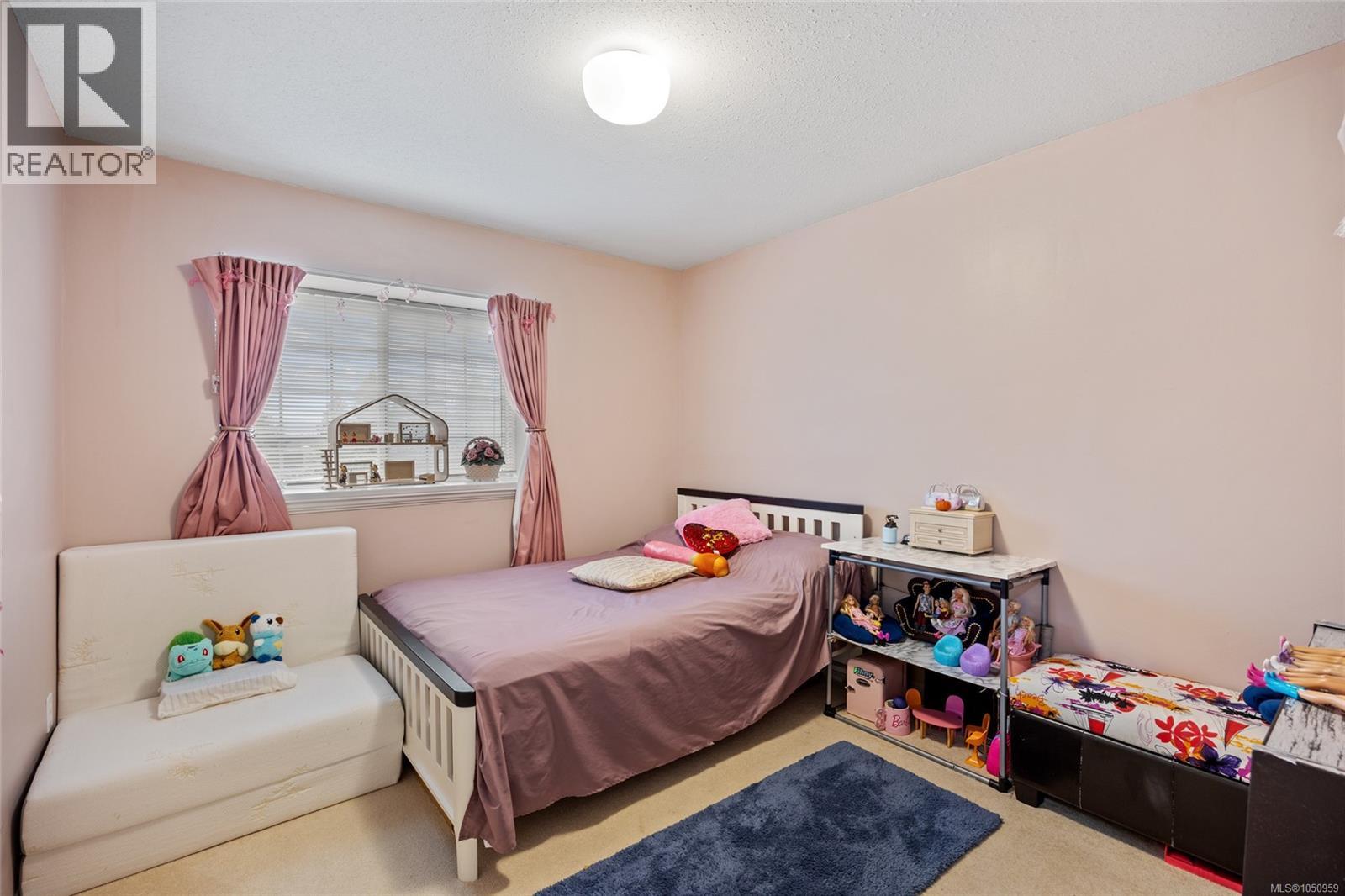 1557 Flicker Pl - Image 14