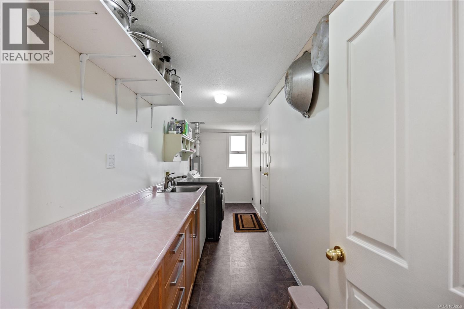 1557 Flicker Pl - Image 19