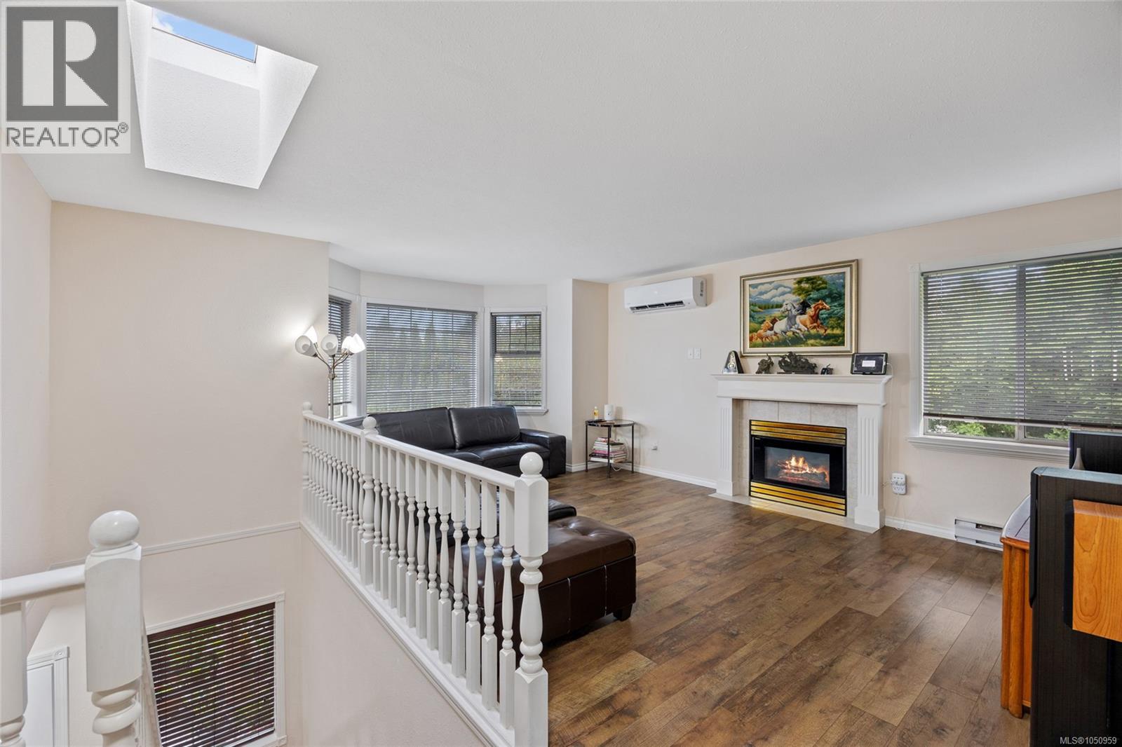 1557 Flicker Pl - Image 20