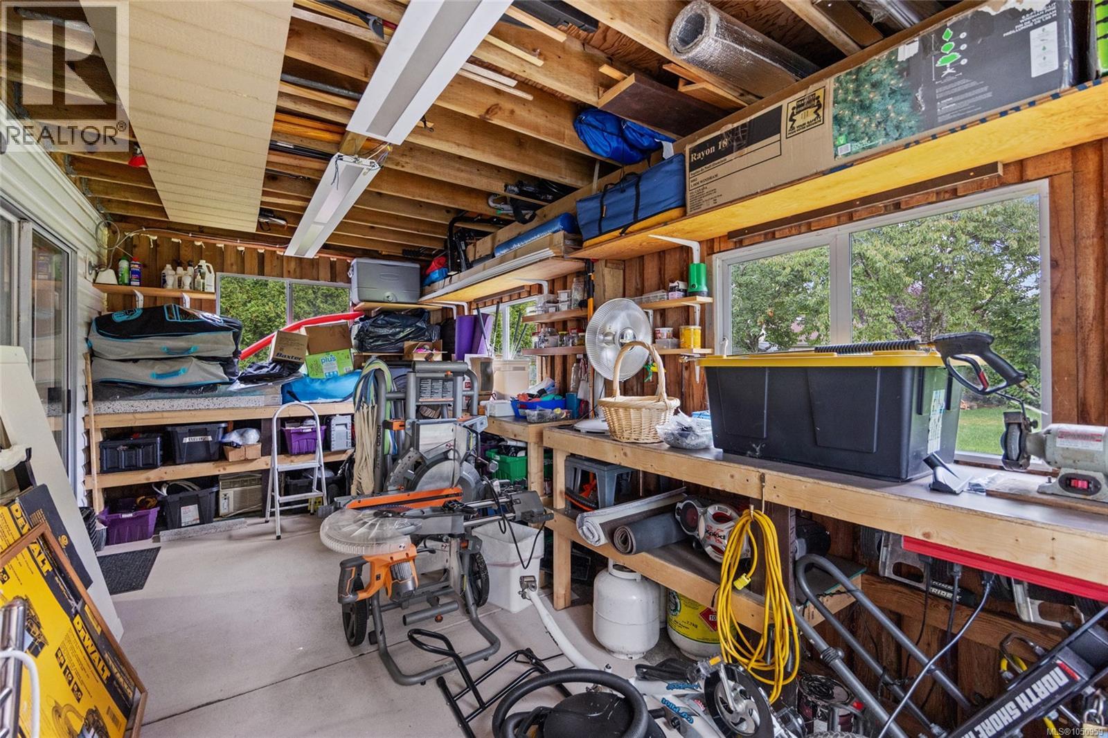1557 Flicker Pl - Image 17
