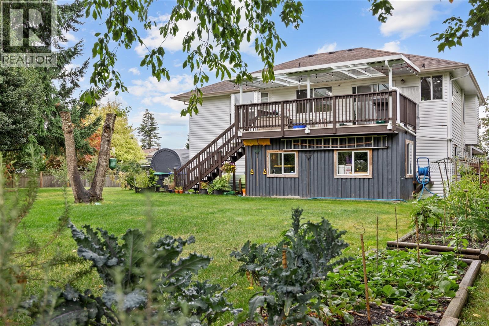1557 Flicker Pl - Image 41