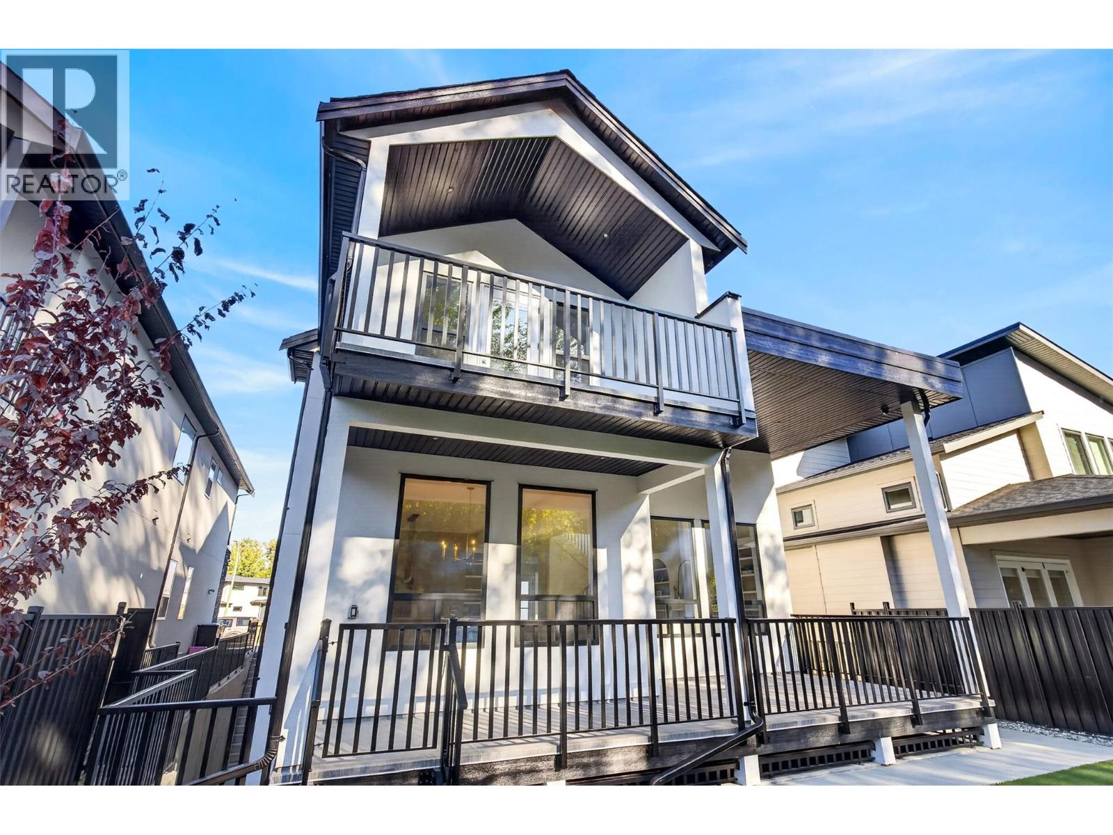 996 Bull Crescent, Kelowna
