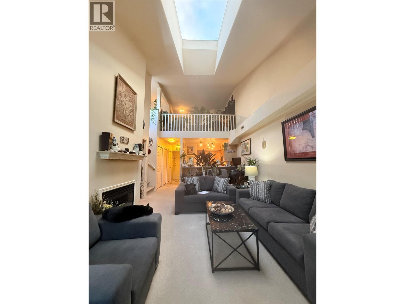 407 3115 De Montreuil Court, Kelowna