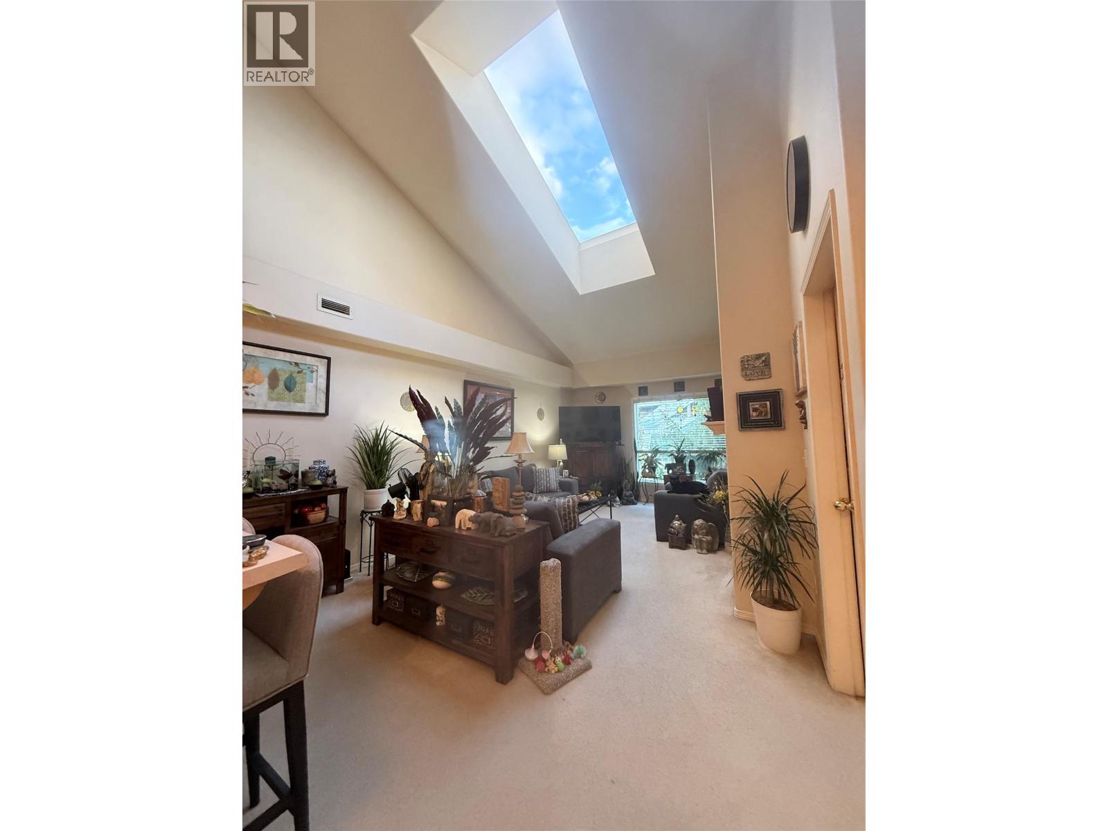407 3115 De Montreuil Court, Kelowna