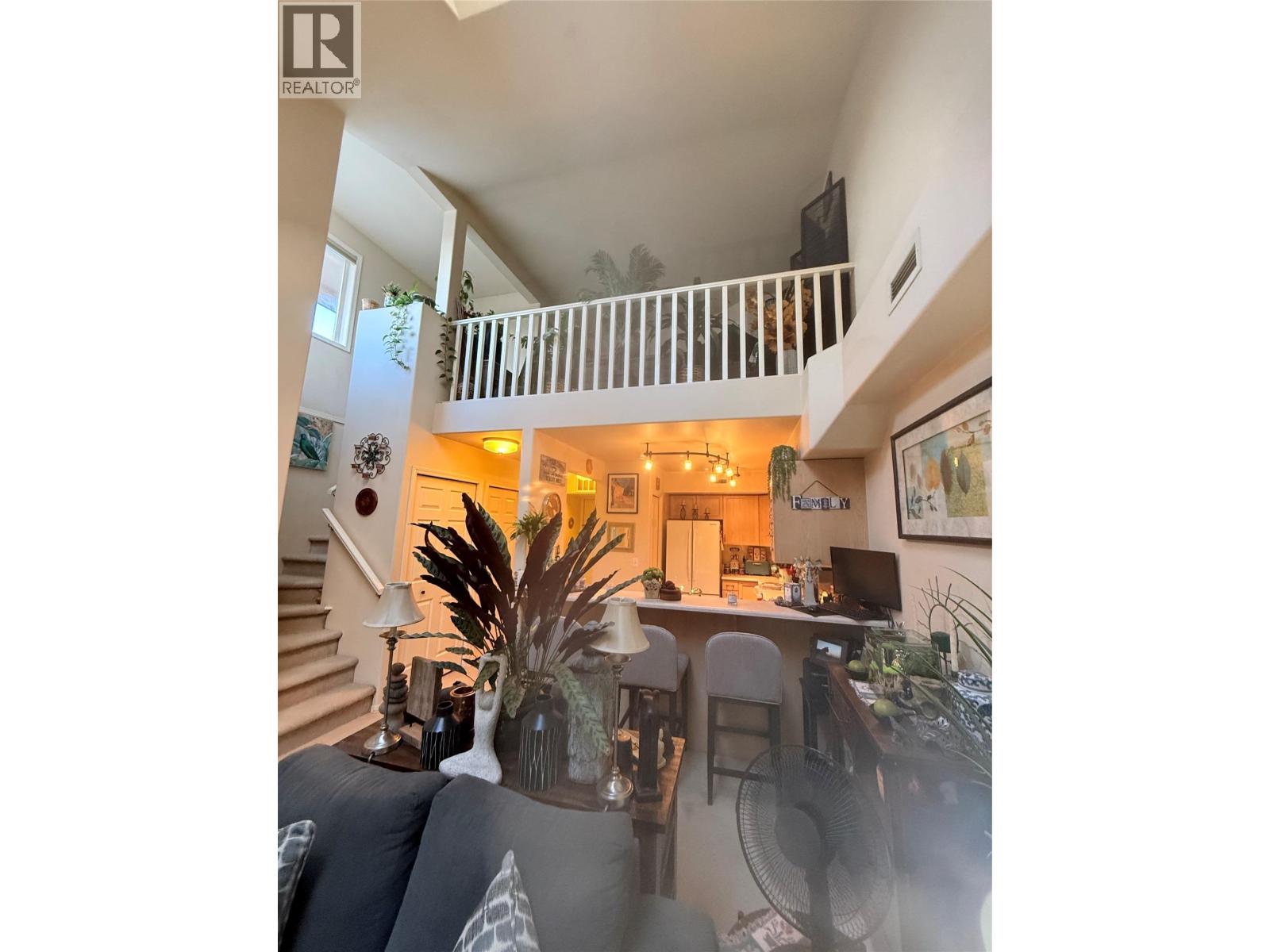407 3115 De Montreuil Court, Kelowna